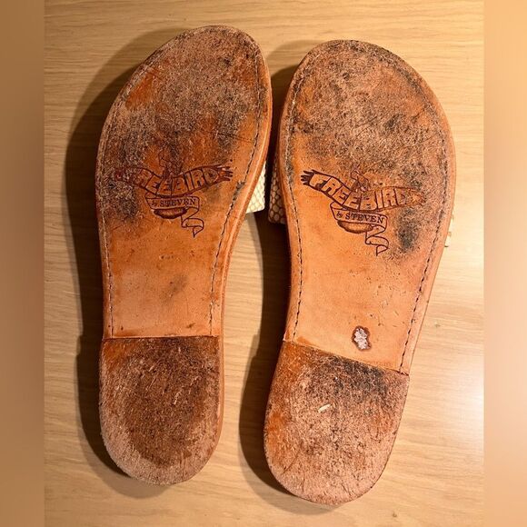 Freebird by Steven Golden Cream Leather Snake Embossed Slide Sandals Size 10 - Picture 6 of 10